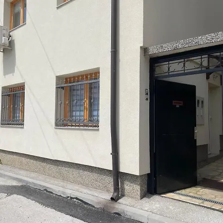 Apartment Aldad *